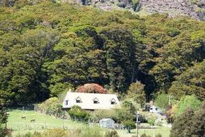 Makarora NZ Lodge, Units, Small Hobby Farm for sale where buyer can own business and live in paradise 